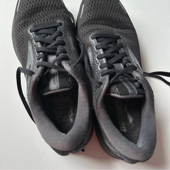 Women’s Brooks Ghost 14 Black Running Shoes - Picture 7 of 8